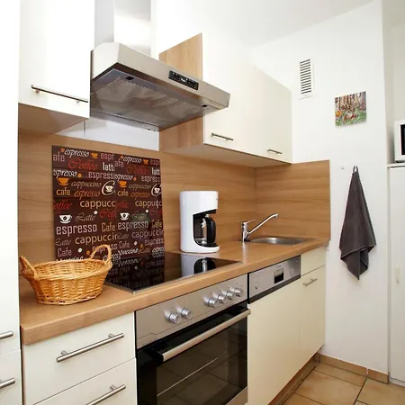 Zornemann Whg 1 Strandhotel 4* Келленхузен